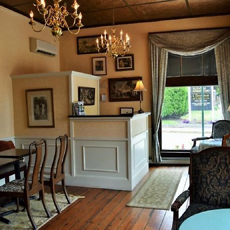 ניופורט Inn On Bellevue (Adults Only) מראה חיצוני תמונה