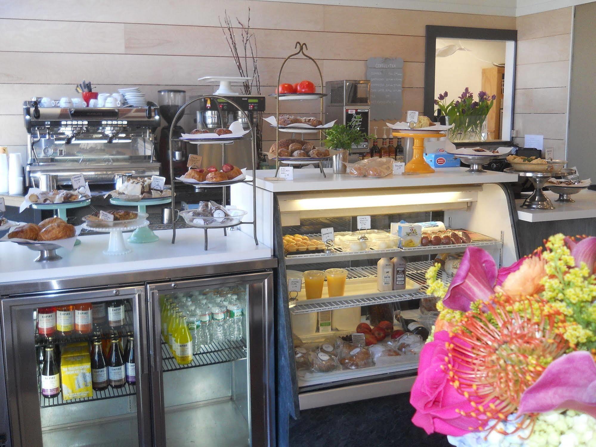 ניופורט Inn On Bellevue (Adults Only) מראה חיצוני תמונה