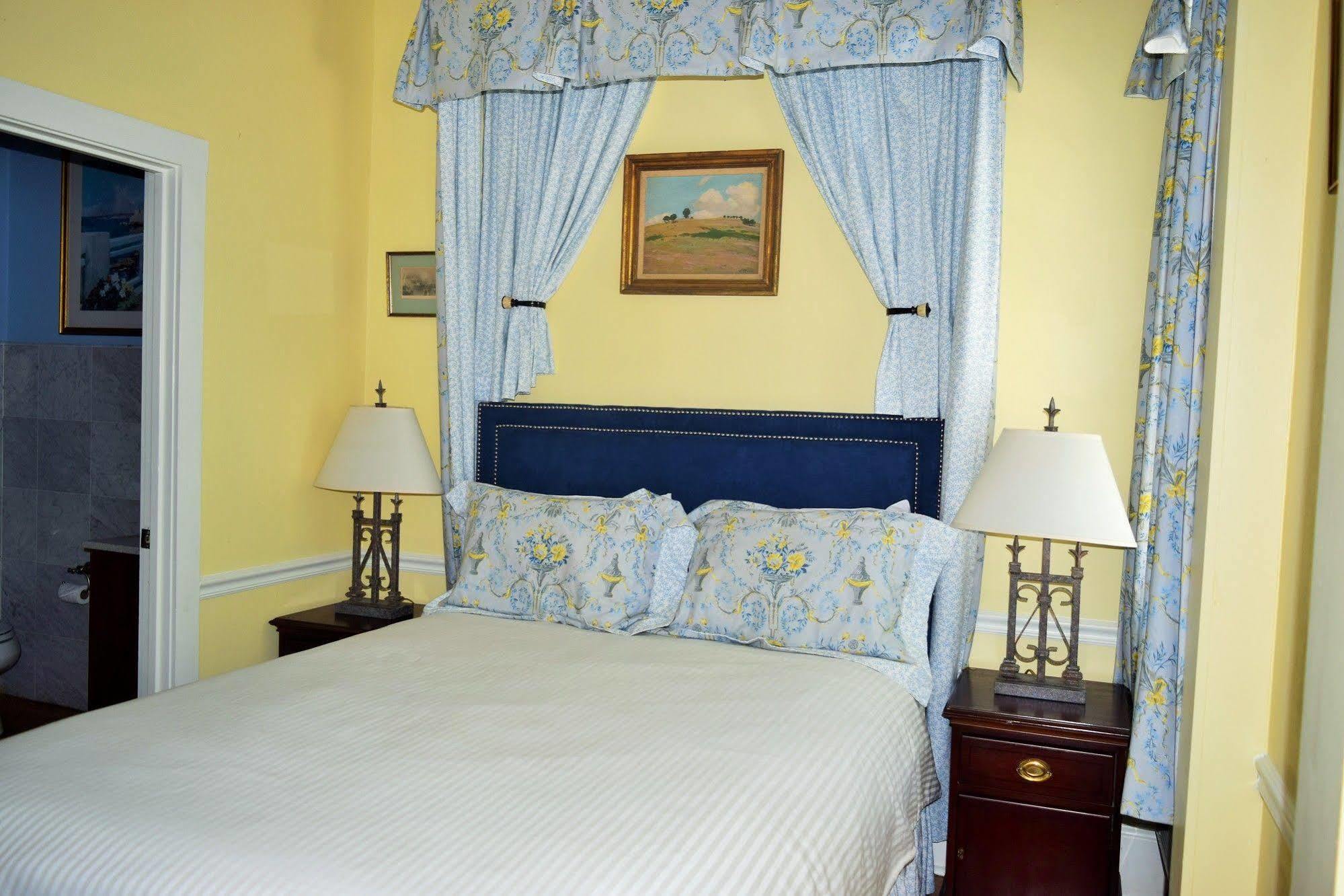 ניופורט Inn On Bellevue (Adults Only) מראה חיצוני תמונה