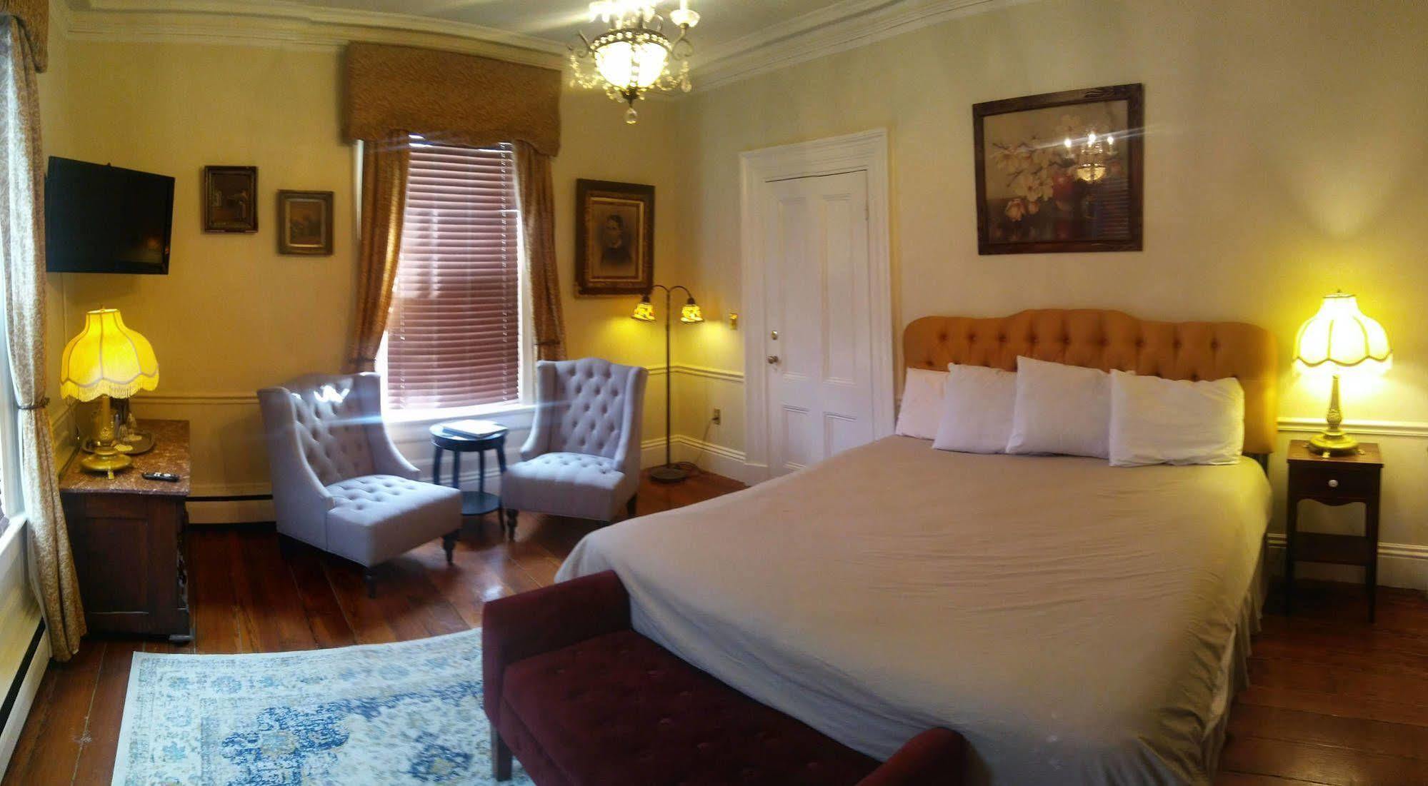 ניופורט Inn On Bellevue (Adults Only) מראה חיצוני תמונה